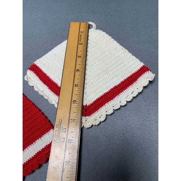 Vintage Handcrafted Crochet Potholders Set of 2 Red & Cream 1960s - Picture 5 of 6